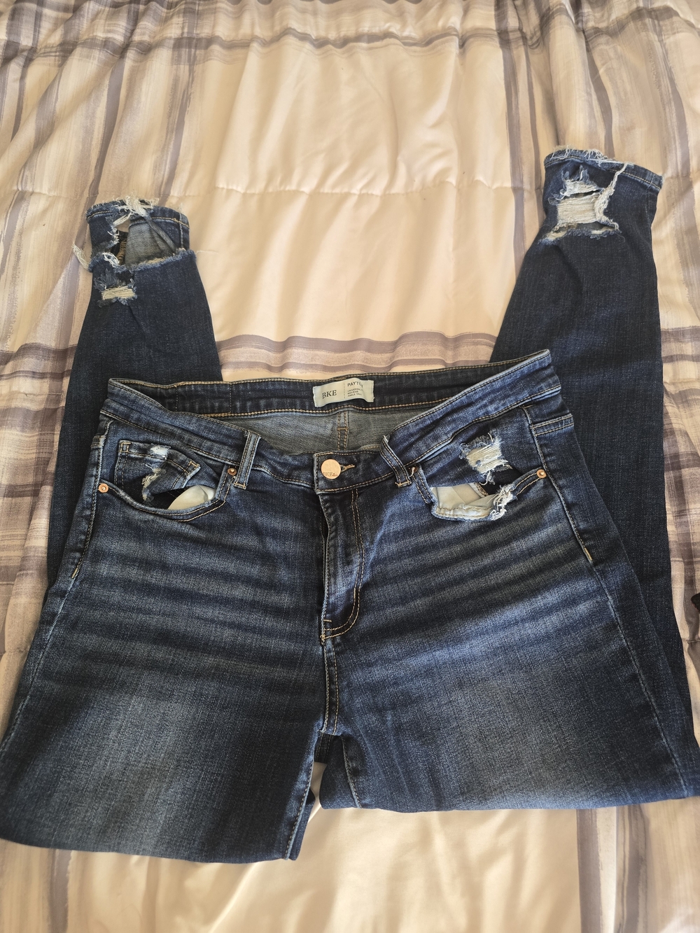 BKE Women's Dark Blue Distressed Skinny Jeans